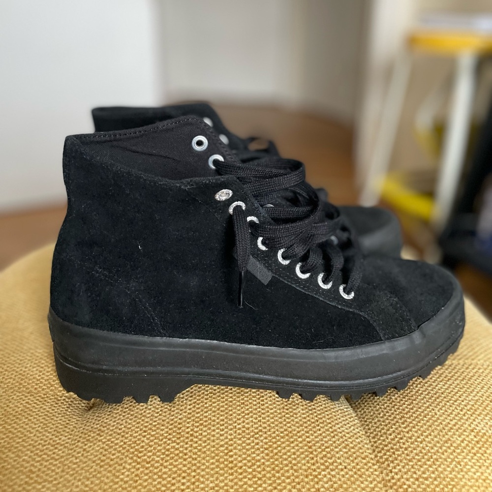 Superga suede sneaker boot 39 (W8)